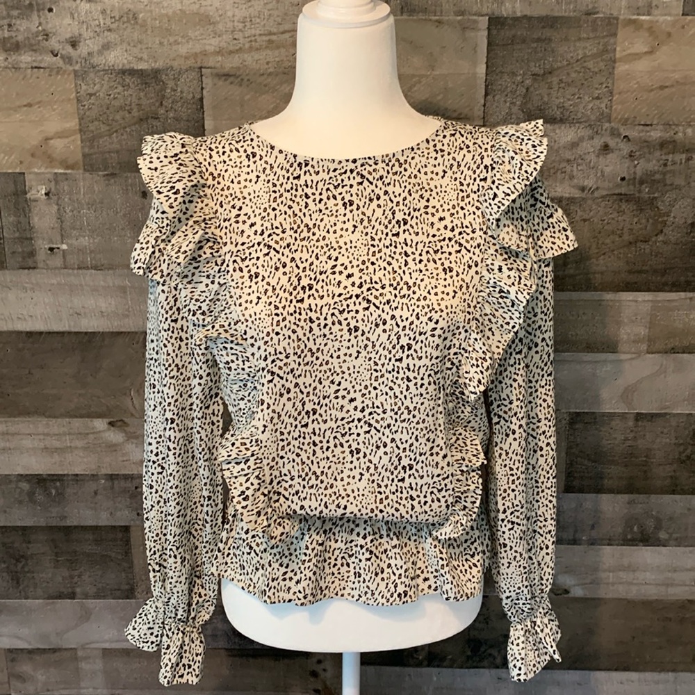 Doe & Rae Long Sleeve Leopard Print Top with ruffles Size S